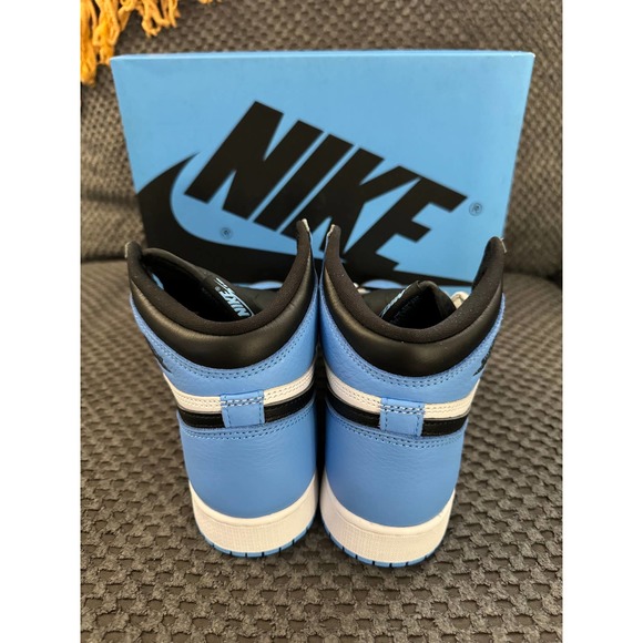 Sz - 6Y/7.5W Jordan 1 UNC Toe GS - Picture 5 of 7